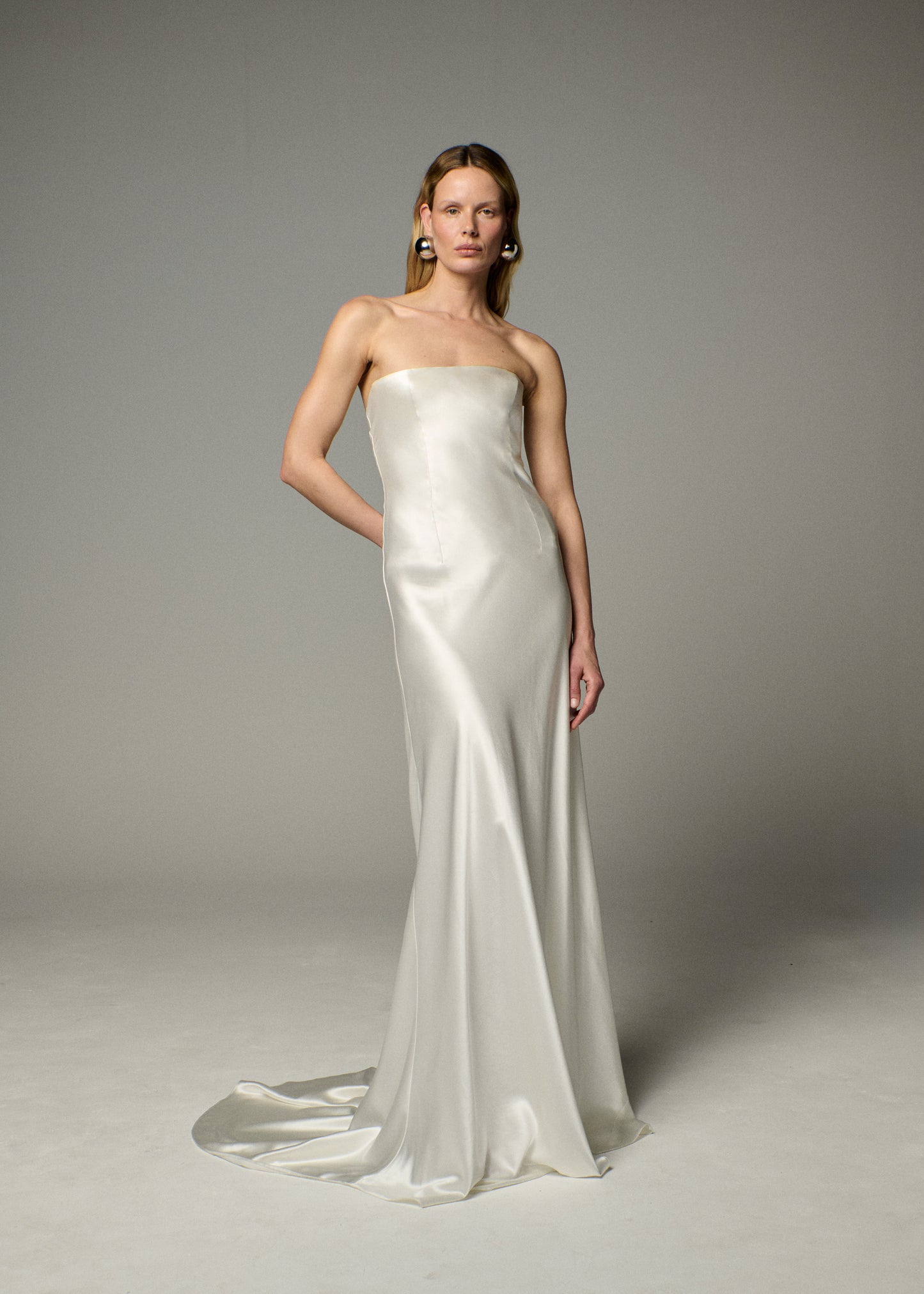 STYLE 138 // STRAPLESS SILK GOWN