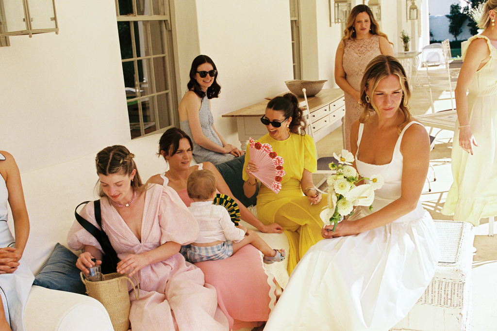 The photographers to know for your destination wedding