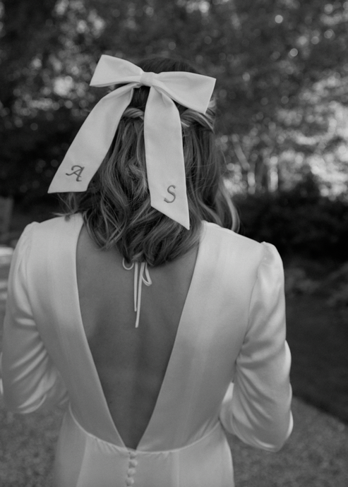 ALLEGRA + ALEX // a beautiful wedding set in one of London's oldest secret gardens
