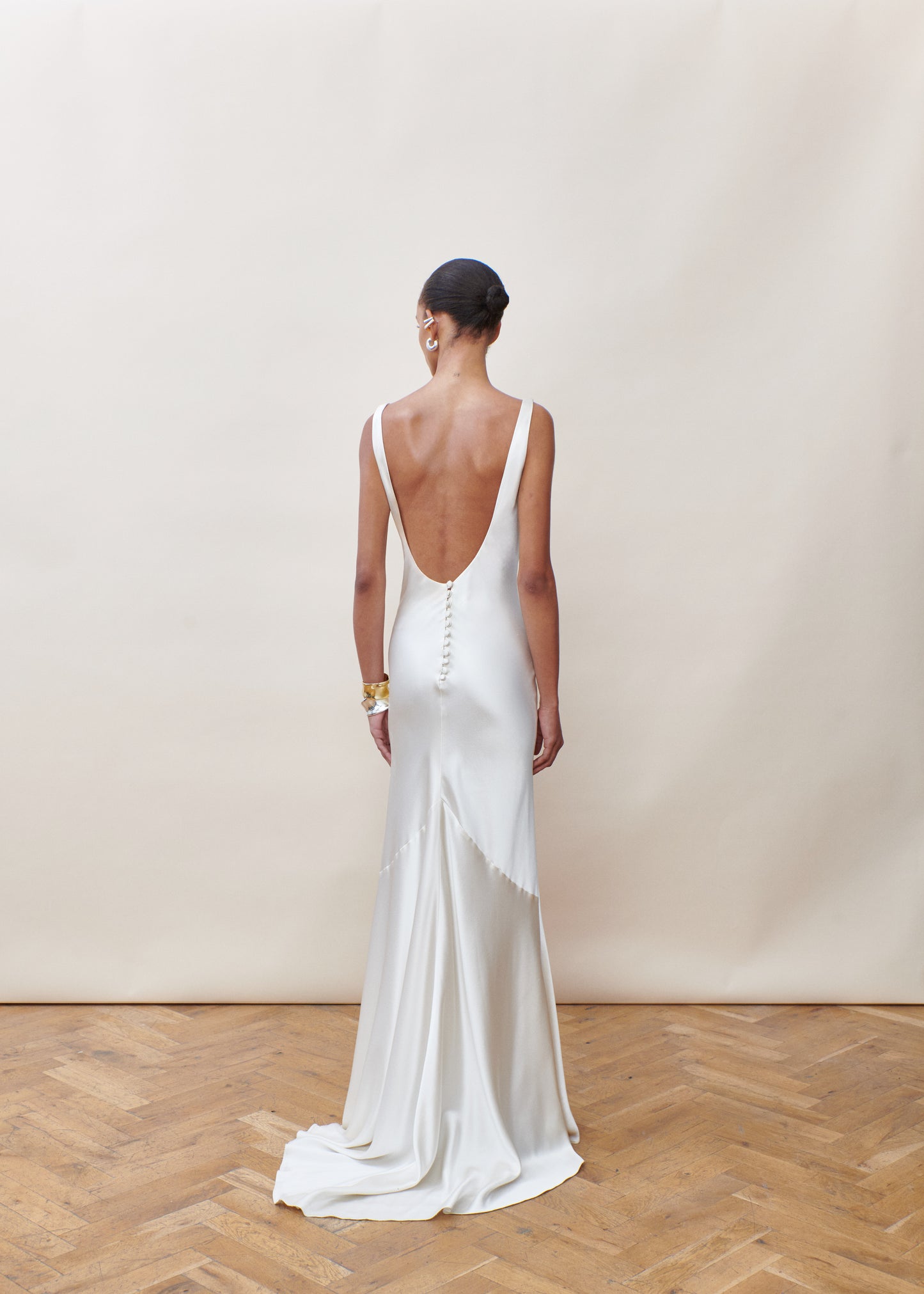STYLE 008 // WIDE STRAP SLIP