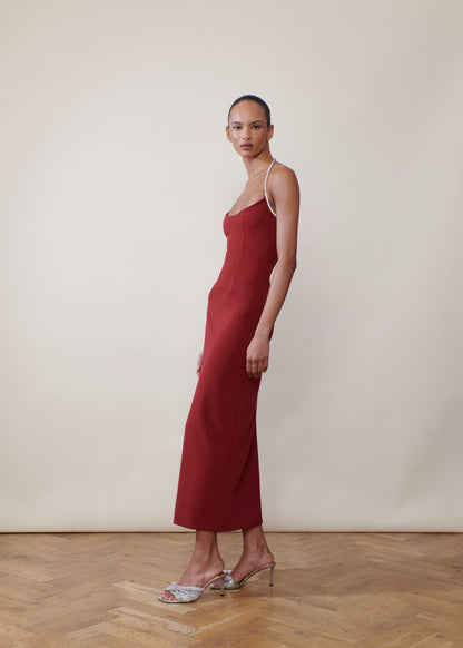 THE CURVE BETWEEN THE LINES DRESS IN BURGUNDY THE OWN STUDIO THE CURVE BETWEEN THE LINES DRESS IN BURGUNDY THE OWN STUDIO