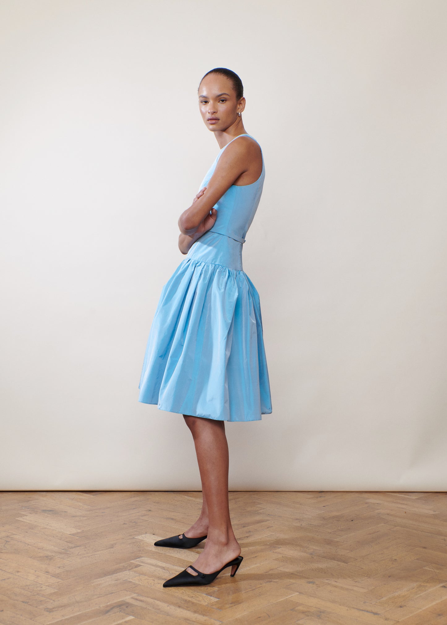THE STAR RIDING THROUGH CLOUDS DRESS