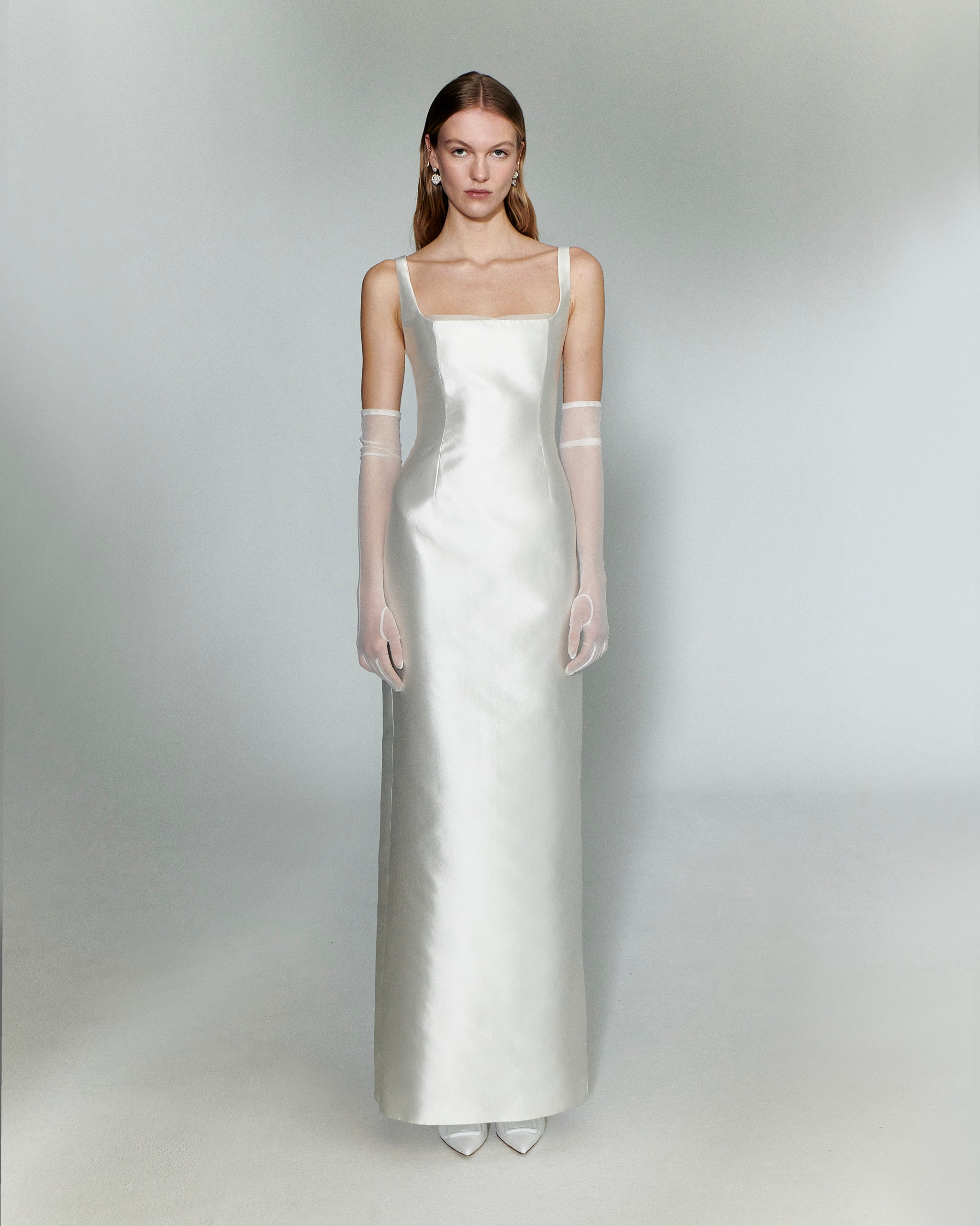White Silk Blend Organza Mikado Court main image 1