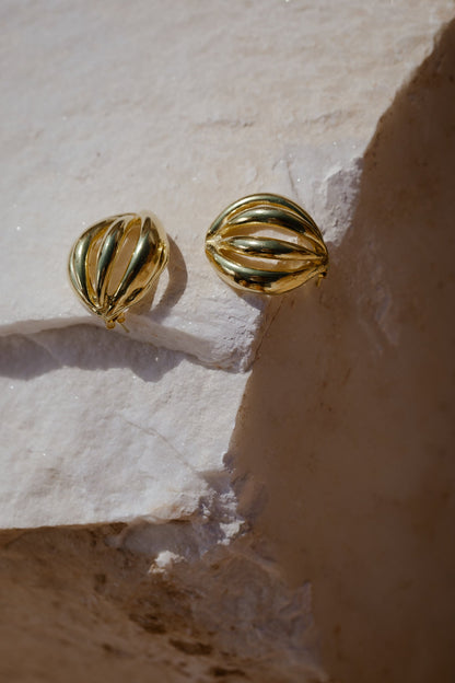 YSSO // THE FLOWER BUD EARRINGS