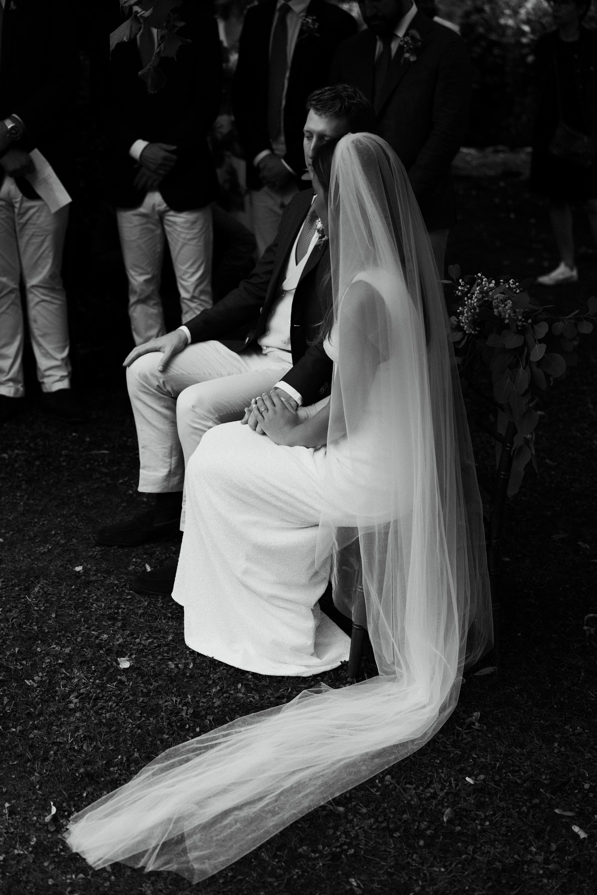 Load image into Gallery viewer, TULLE VEIL